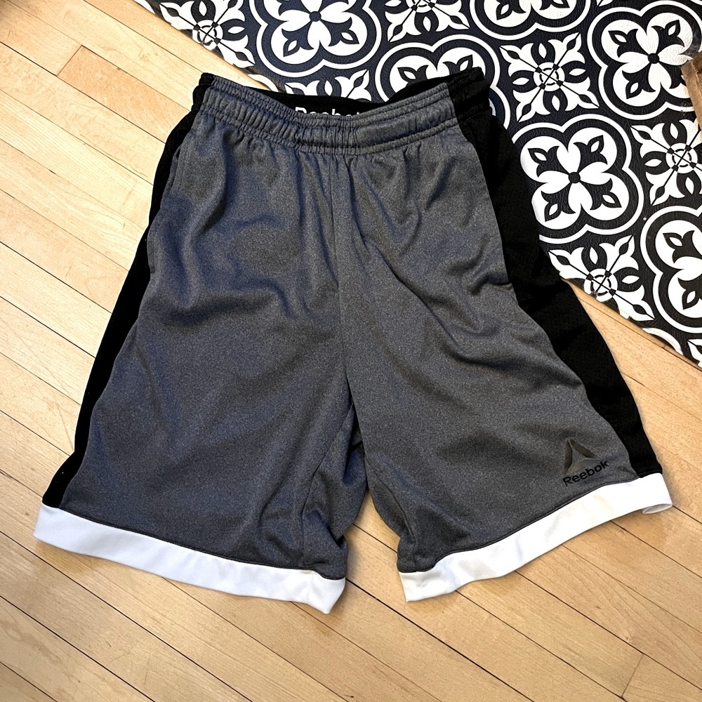REEBOK Boy Size 10/12 Athletic Short in Black/White/Grey, EUC